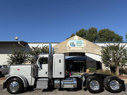 2024 Peterbilt 389